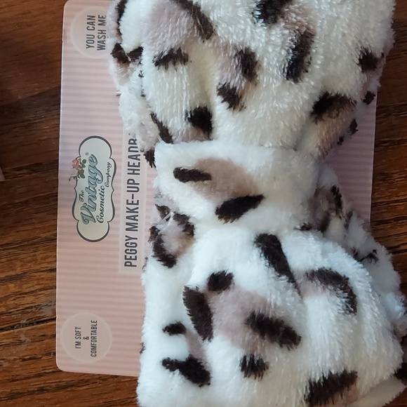 Vintage cosmetic company  set - Picture 2 of 4